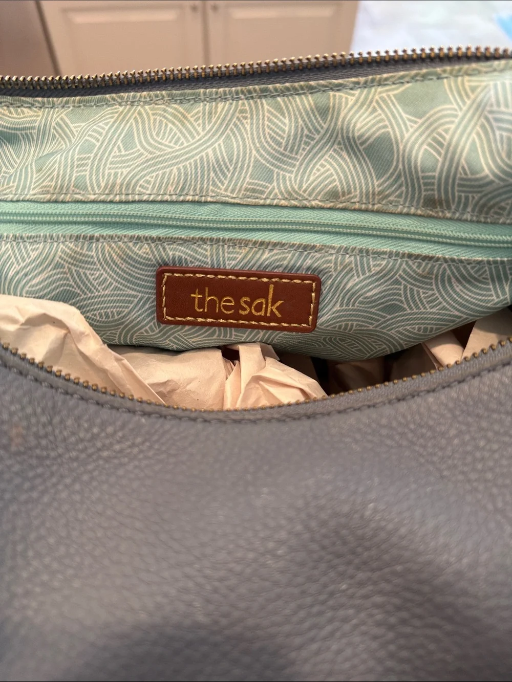 The Sak beautiful like new leather hobo bag